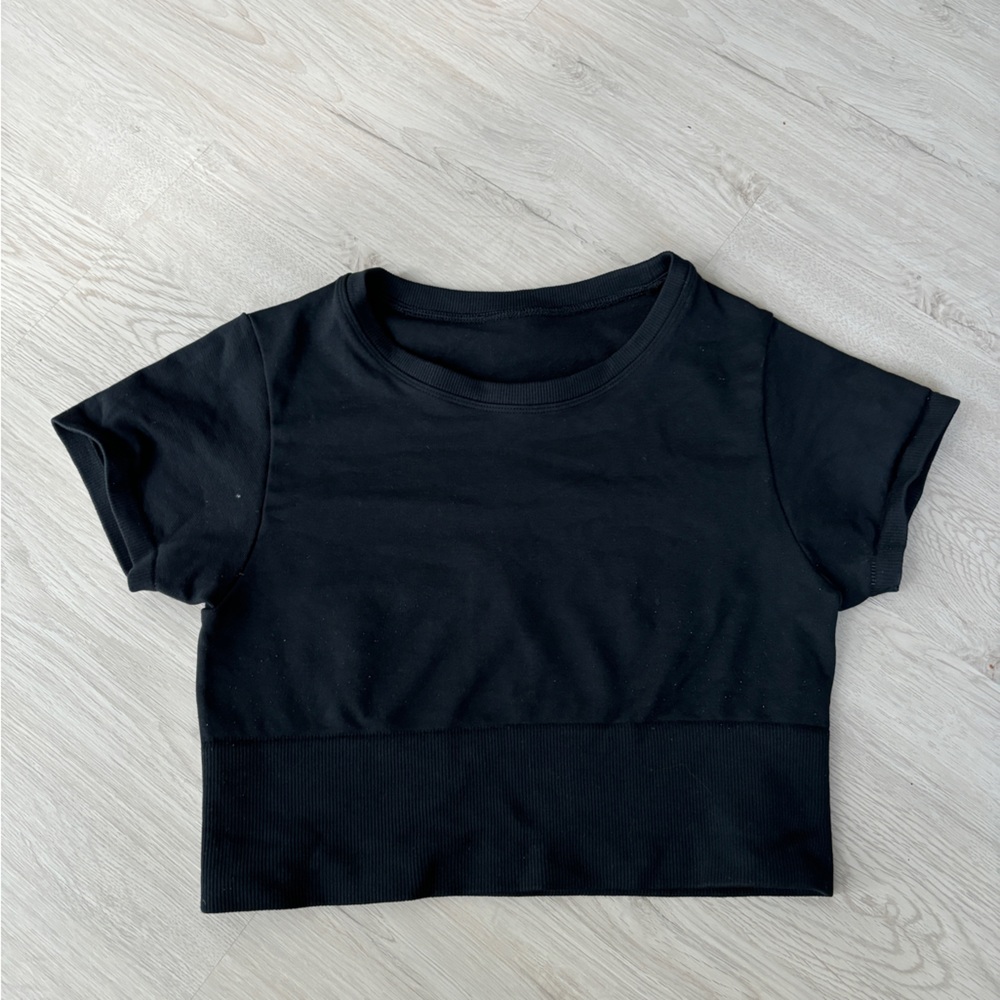 Offline by Aerie Black Workout Crop Top